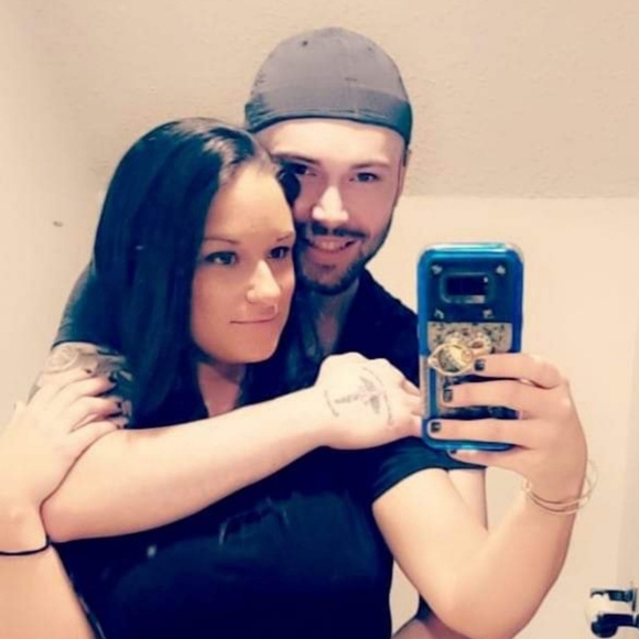 Meet your Posher, Dawn - Picture 7 of 8